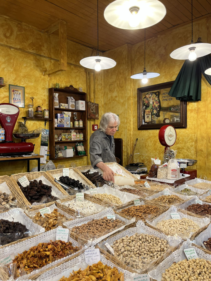 Les étals du marché San Lorenzo de Florence