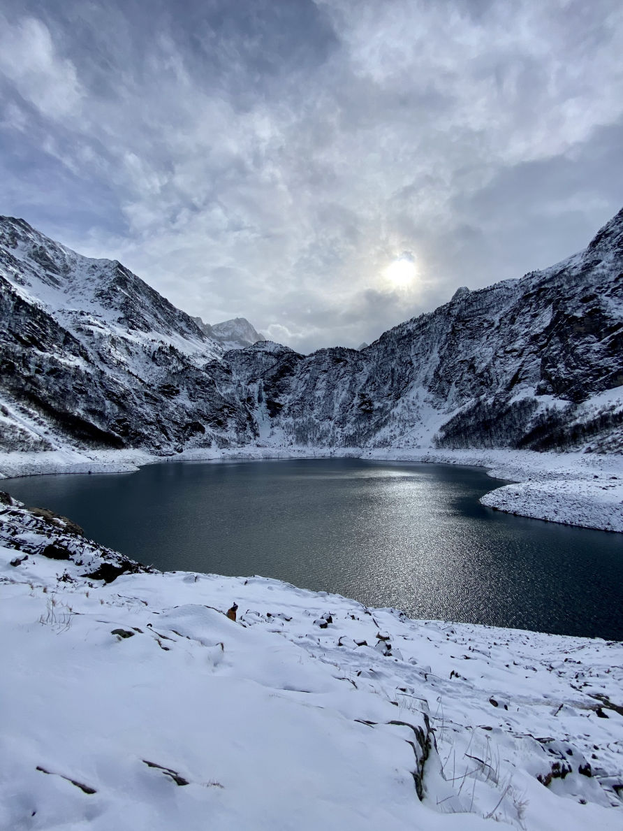 Le lac d'Oô en hiver