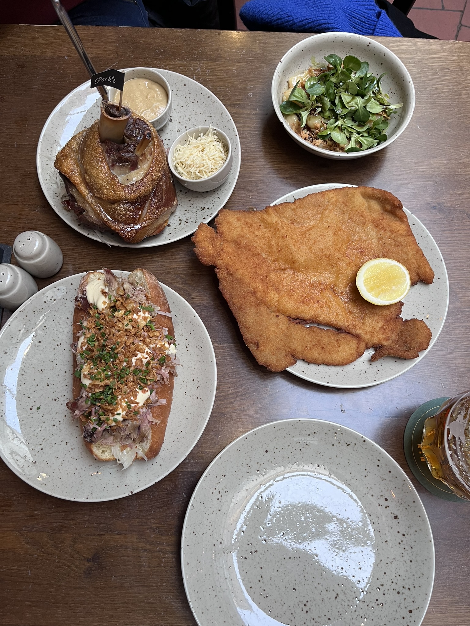 Pork's Mostecka Restaurant