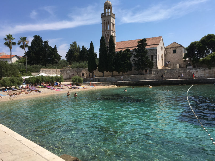 Plage du monastère franciscain