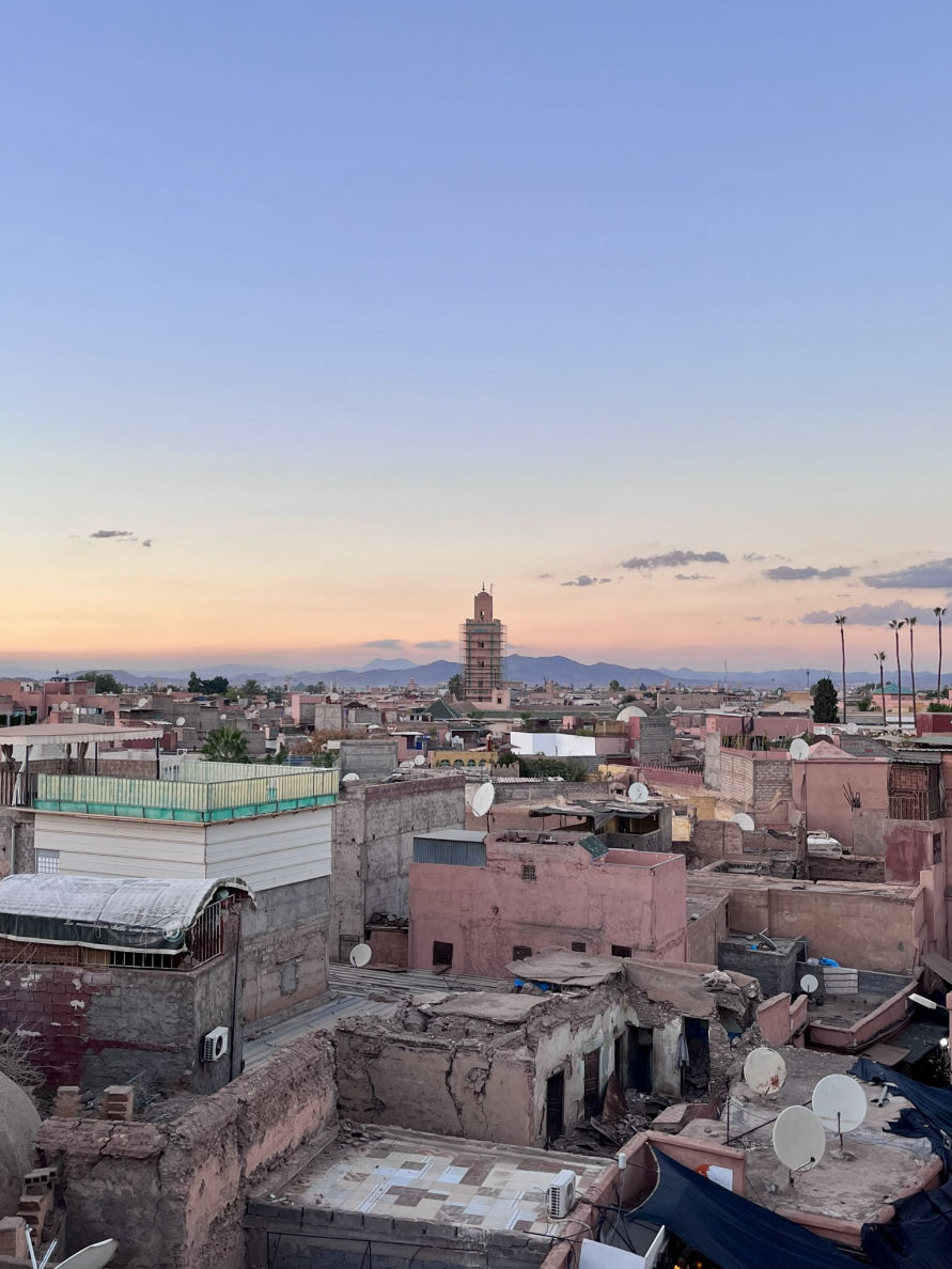 La vue depuis le rooftop de Shtatto