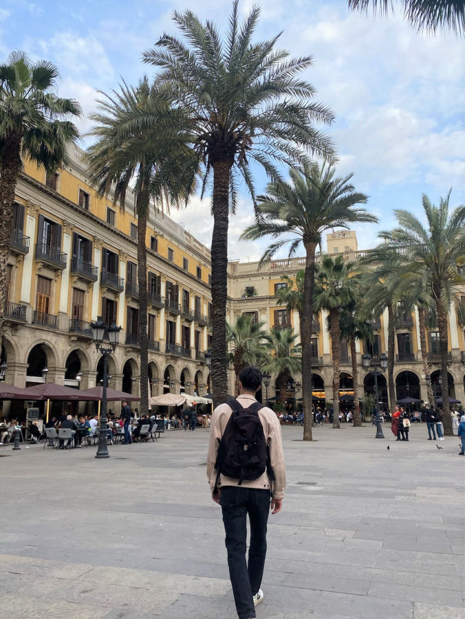 La magnifique Plaça Reial