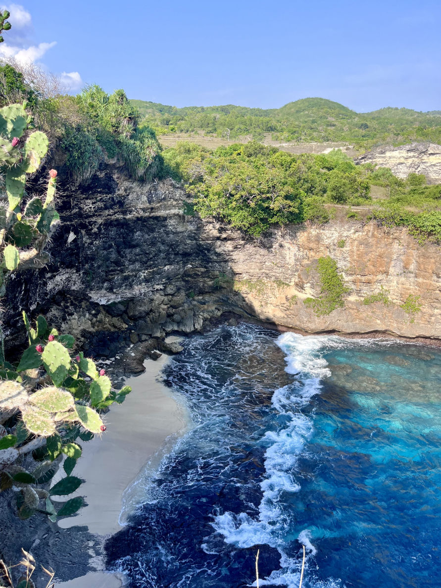 Broken beach