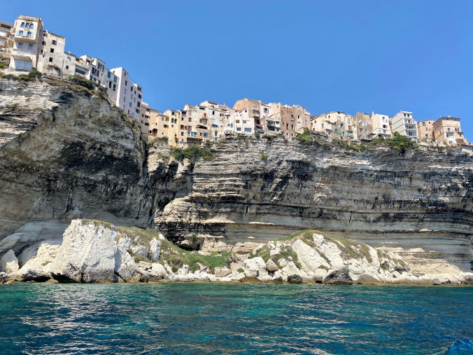 Les falaises de calcaire de Bonifacio