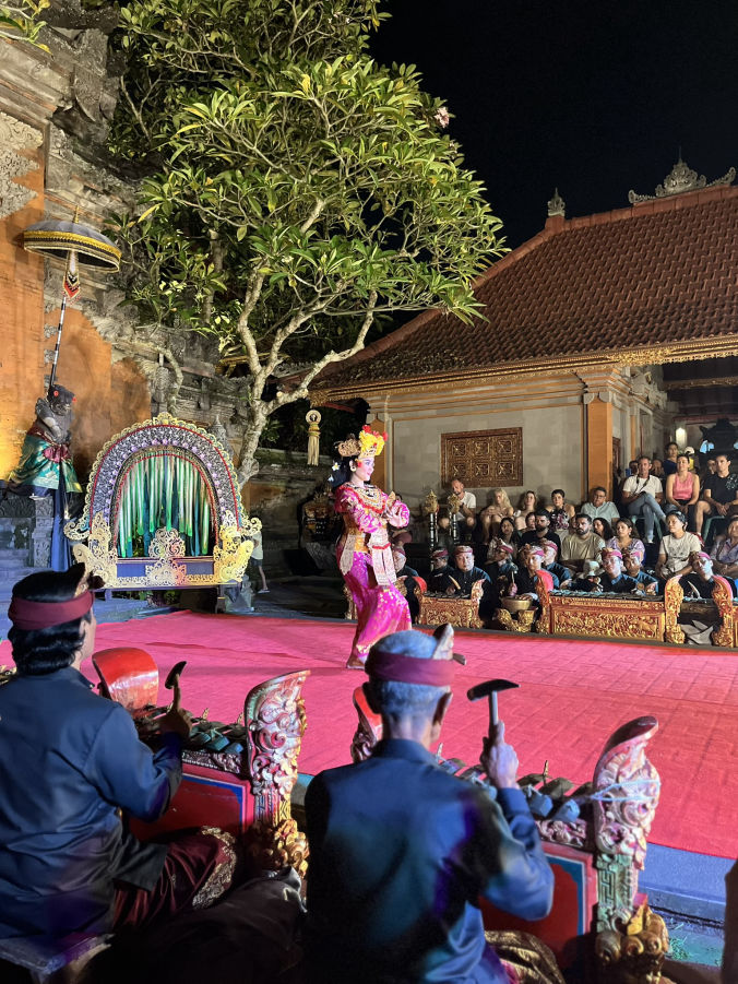 Legong Dance au Ubud Palace