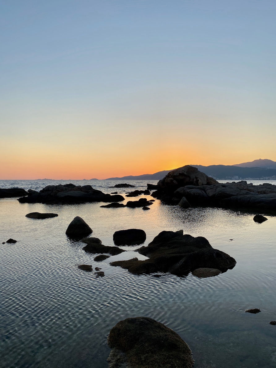 Un beau coucher de soleil à Porticcio