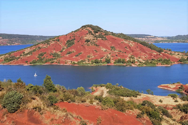 Le lac du Salagou