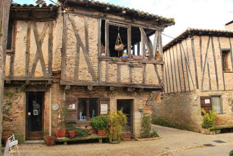 Le village de Puycelsi