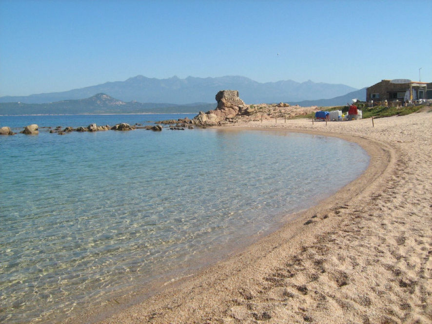 Plage de la Tonnara à Bonifacio